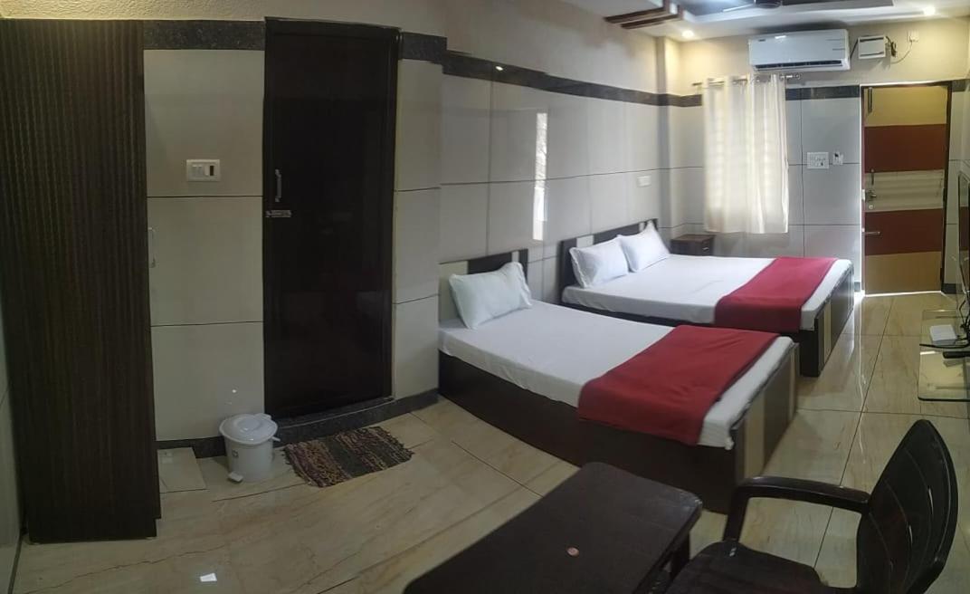 Sar Raj S R Residency Bed & Breakfast Vellore Exterior photo