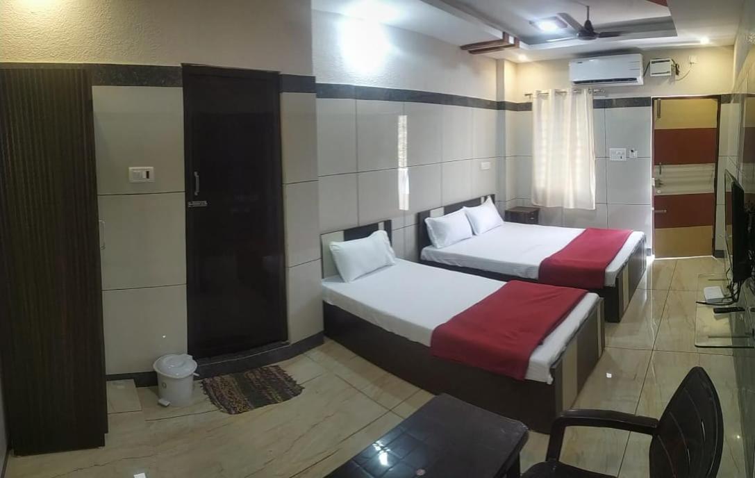 Sar Raj S R Residency Bed & Breakfast Vellore Exterior photo